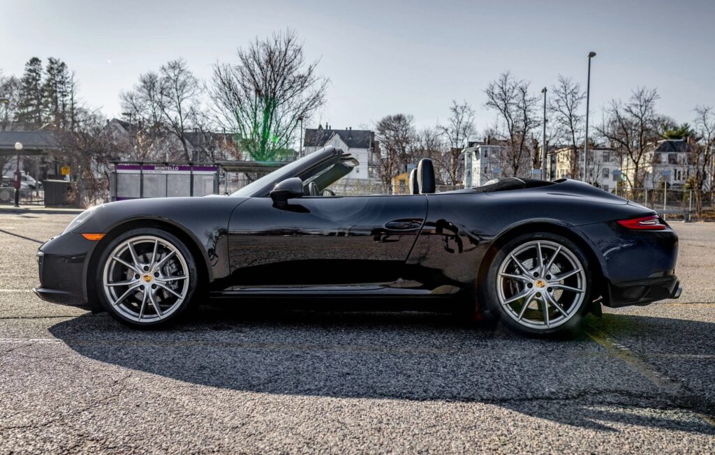 2017 Porsche 911 Carrera Cabriolet