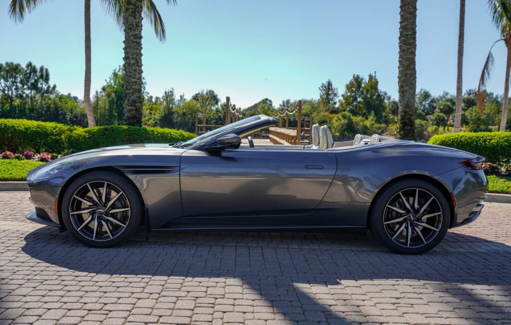 2020 Aston Martin DB11 Volante