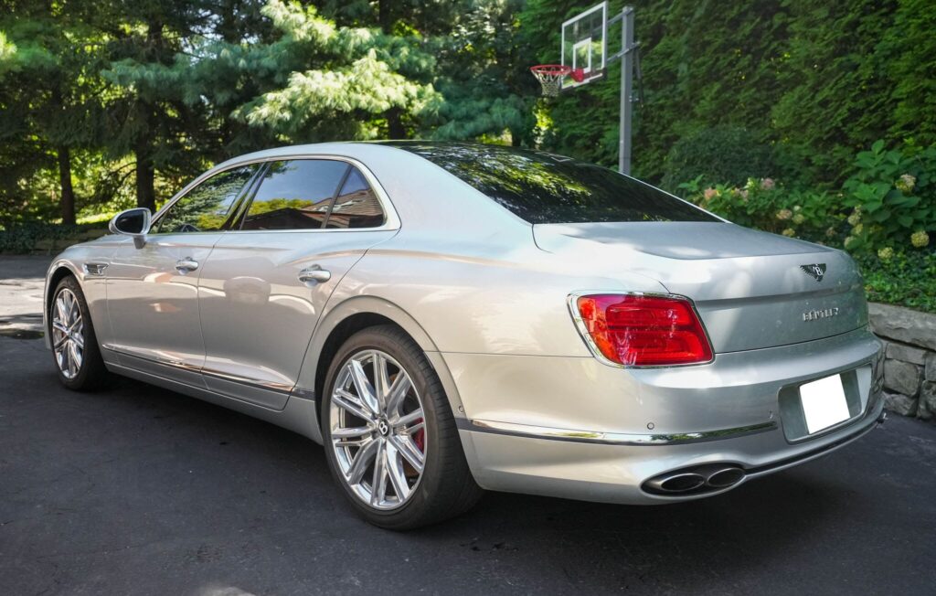 2022 Bentley Flying Spur V8