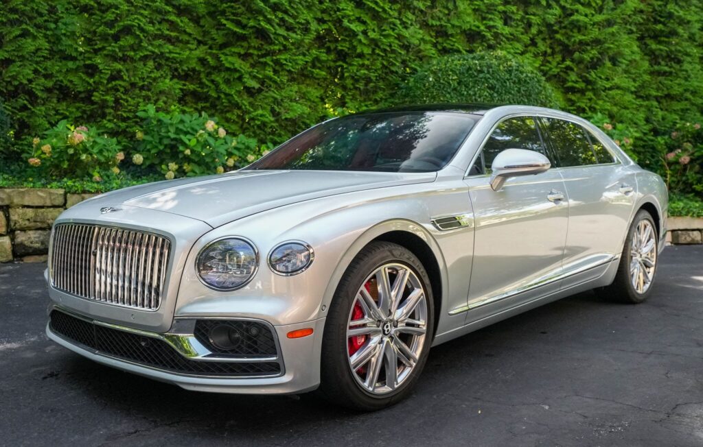 2022 Bentley Flying Spur V8